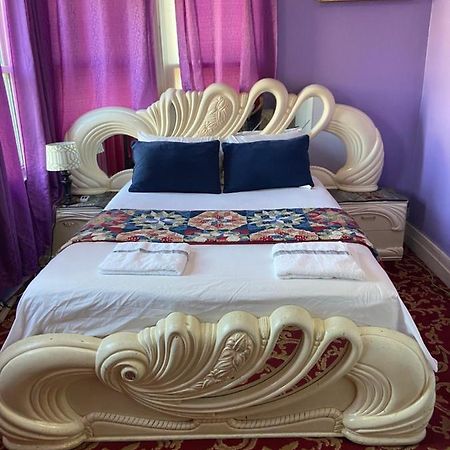 A Lavish Room In Queens New York Kültér fotó