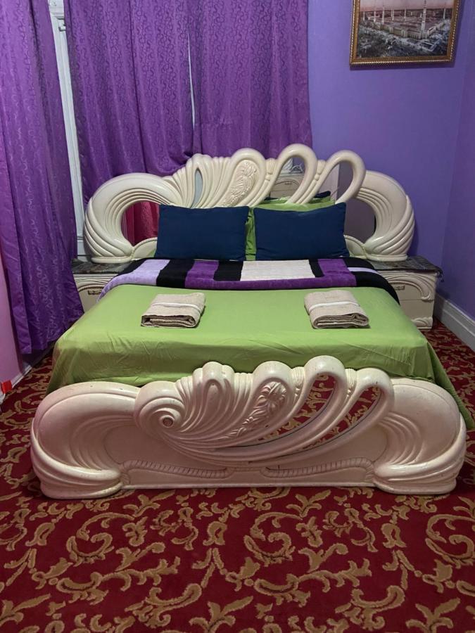 A Lavish Room In Queens New York Kültér fotó